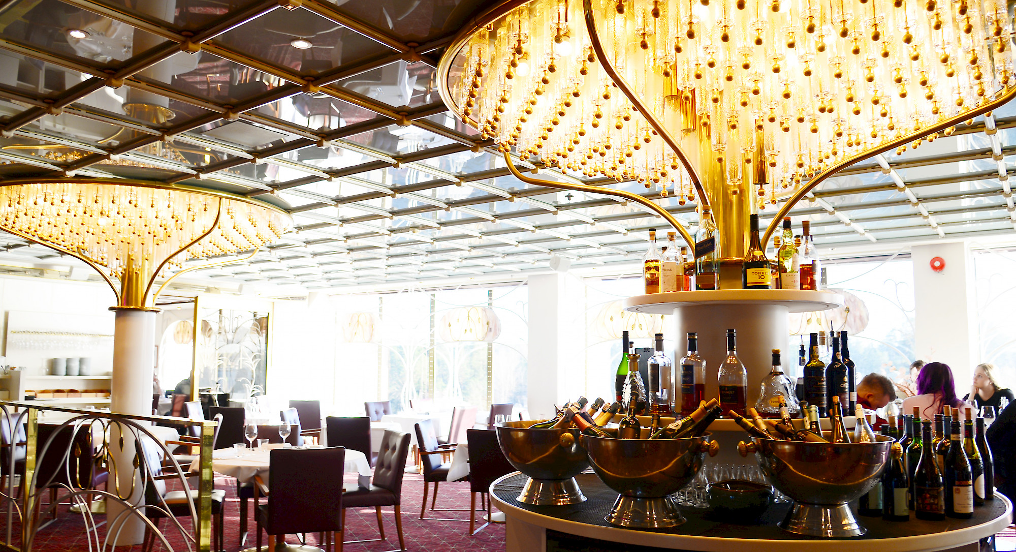 Seaview Dining