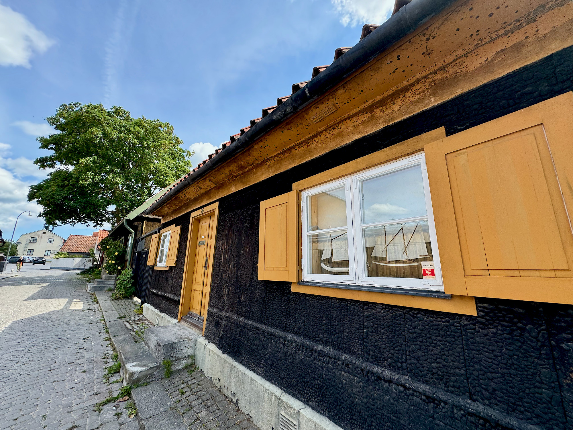 Laiva ikkunassa